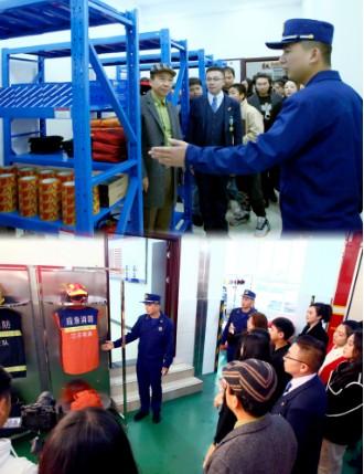 沉浸“火焰蓝”的荣光  ——如皋全民阅读促进会文艺志愿者走进如皋经济开发区消防救援站