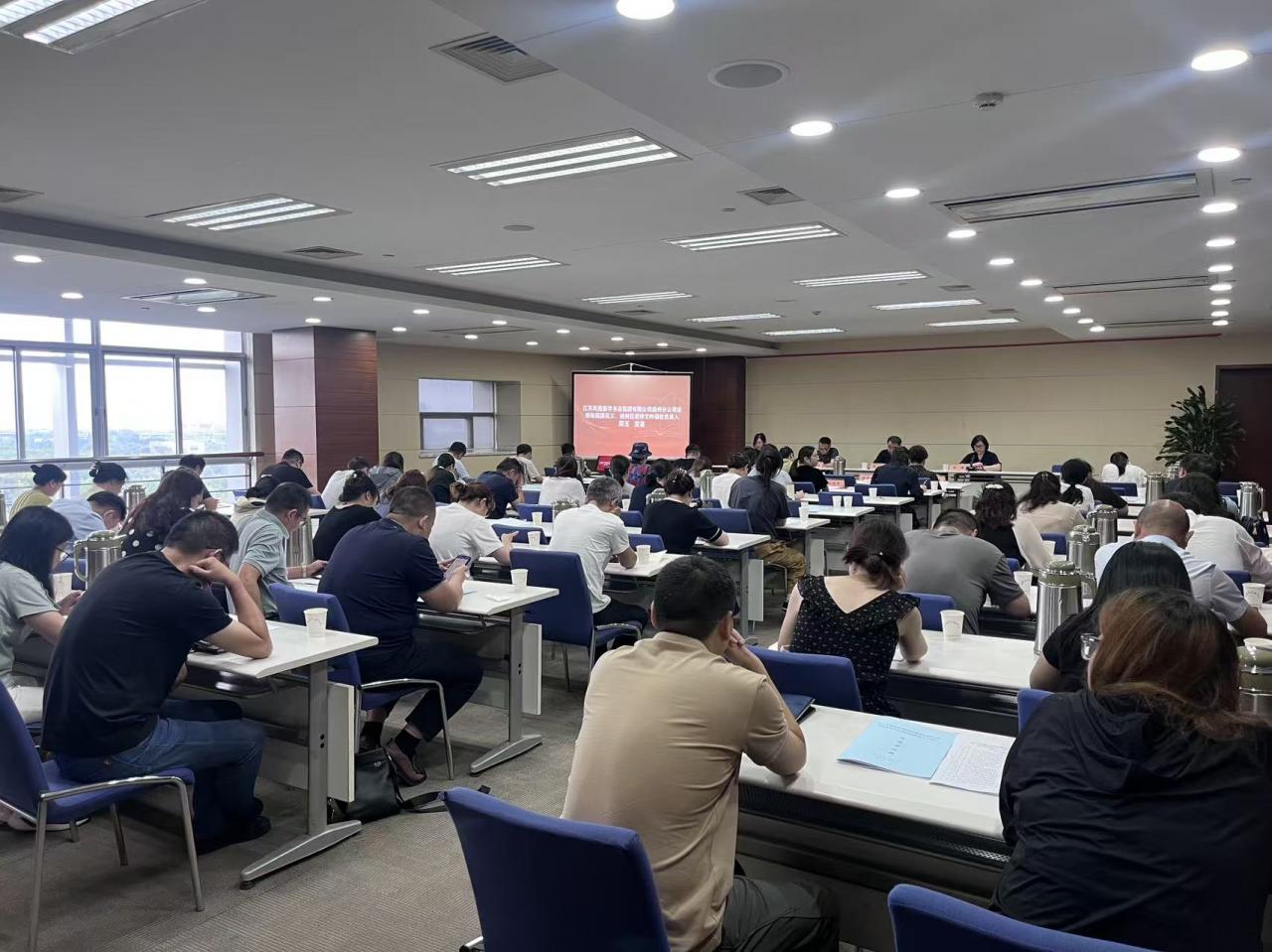南通市召开优秀阅读组织和个人阅读交流会